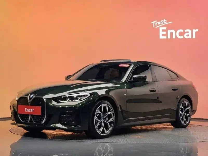 2022 BMW i4 с пробегом 86 518 км