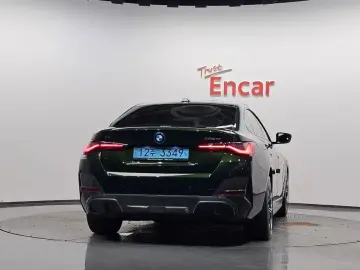 2022 BMW i4 с пробегом 86 518 км
