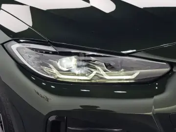 2022 BMW i4 с пробегом 86 518 км