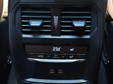 2022 BMW i4 с пробегом 86 518 км