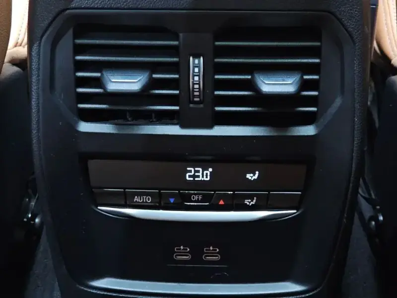2022 BMW i4 с пробегом 86 518 км