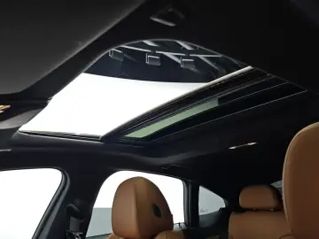 2022 BMW i4 с пробегом 86 518 км