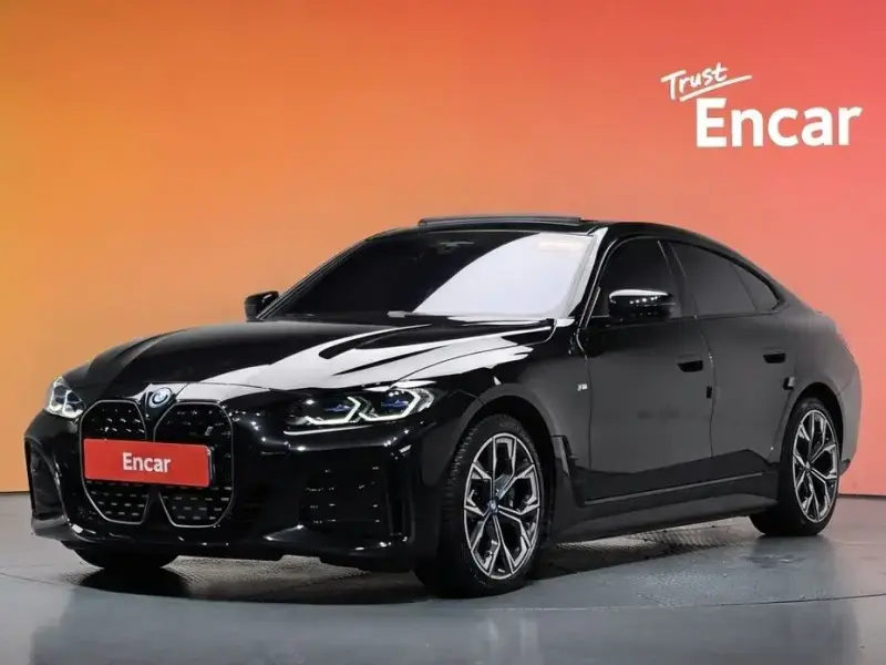 2023 BMW i4 с пробегом 35 315 км