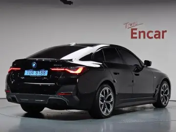 2023 BMW i4 с пробегом 35 315 км