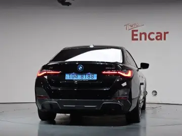 2023 BMW i4 с пробегом 35 315 км
