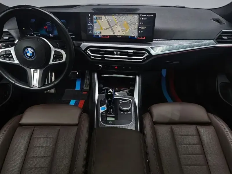 2023 BMW i4 с пробегом 35 315 км