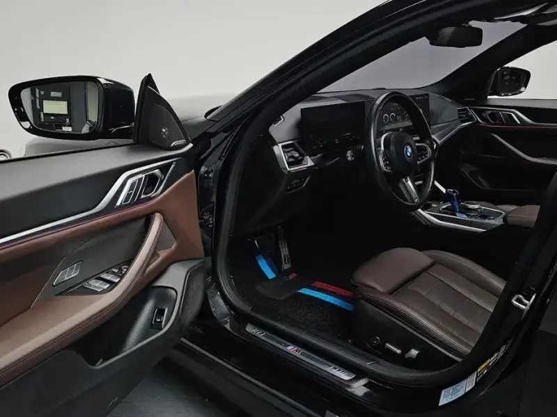 2023 BMW i4 с пробегом 35 315 км