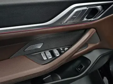 2023 BMW i4 с пробегом 35 315 км