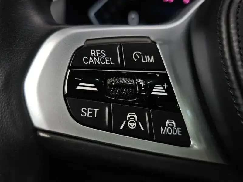 2023 BMW i4 с пробегом 35 315 км