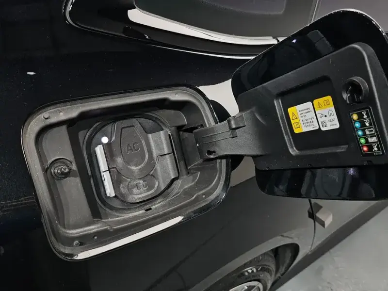 2023 BMW i4 с пробегом 35 315 км