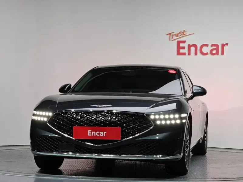 2023 Genesis G90 с пробегом 71 932 км
