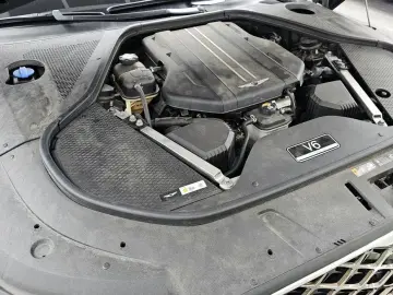2023 Genesis G90 с пробегом 71 932 км