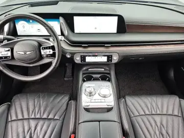 2023 Genesis G90 с пробегом 40 164 км