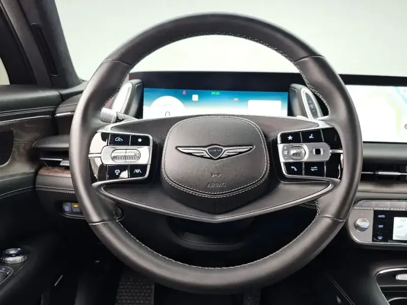 2023 Genesis G90 с пробегом 40 164 км