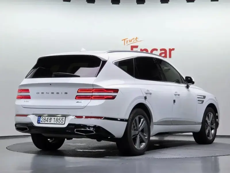 2023 Genesis GV80 с пробегом 80 724 км
