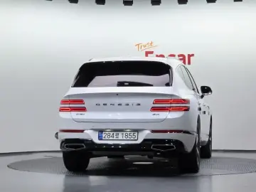 2023 Genesis GV80 с пробегом 80 724 км