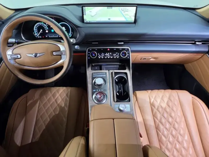 2023 Genesis GV80 с пробегом 80 724 км