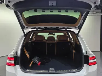 2023 Genesis GV80 с пробегом 80 724 км