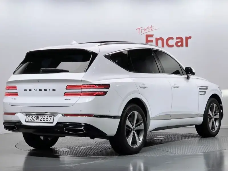 2023 Genesis GV80 с пробегом 47 901 км