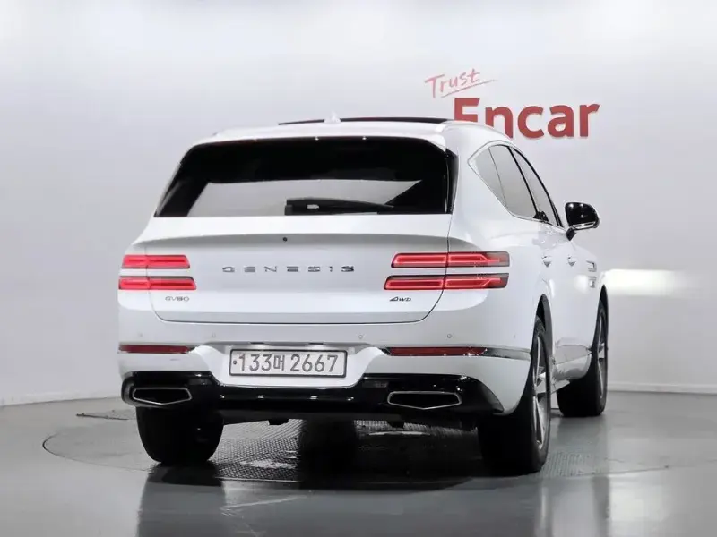 2023 Genesis GV80 с пробегом 47 901 км