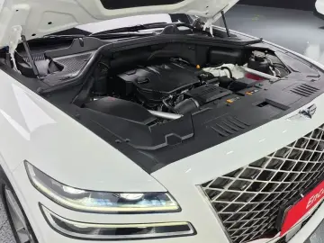 2023 Genesis GV80 с пробегом 47 901 км