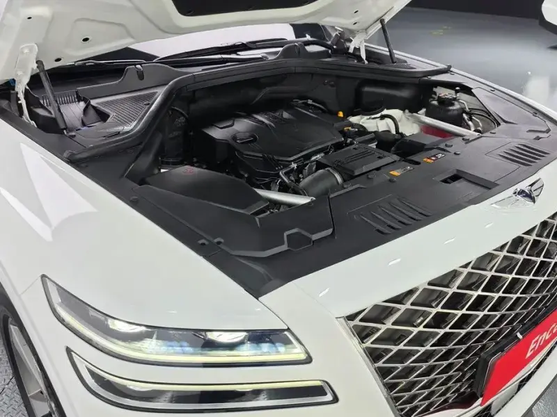 2023 Genesis GV80 с пробегом 47 901 км