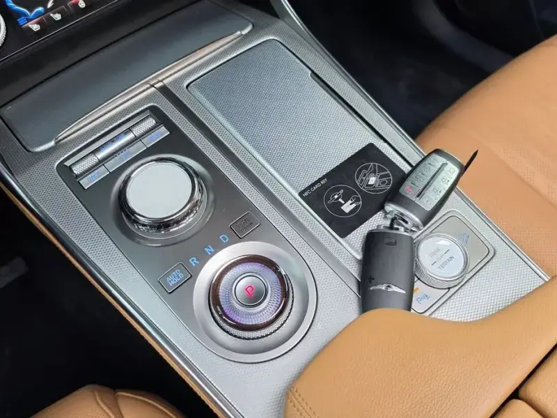 2023 Genesis GV80 с пробегом 47 901 км