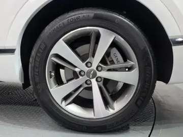 2023 Genesis GV80 с пробегом 47 901 км