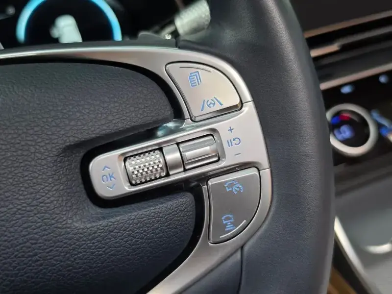 2023 Genesis GV80 с пробегом 47 901 км