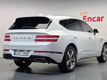 2023 Genesis GV80 с пробегом 46 057 км