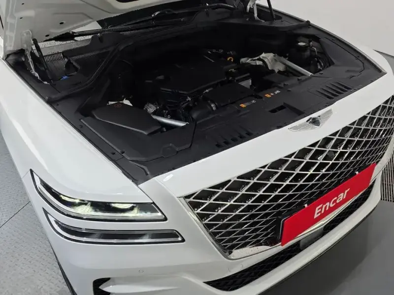 2023 Genesis GV80 с пробегом 46 057 км