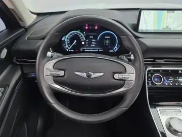2023 Genesis GV80 с пробегом 46 057 км
