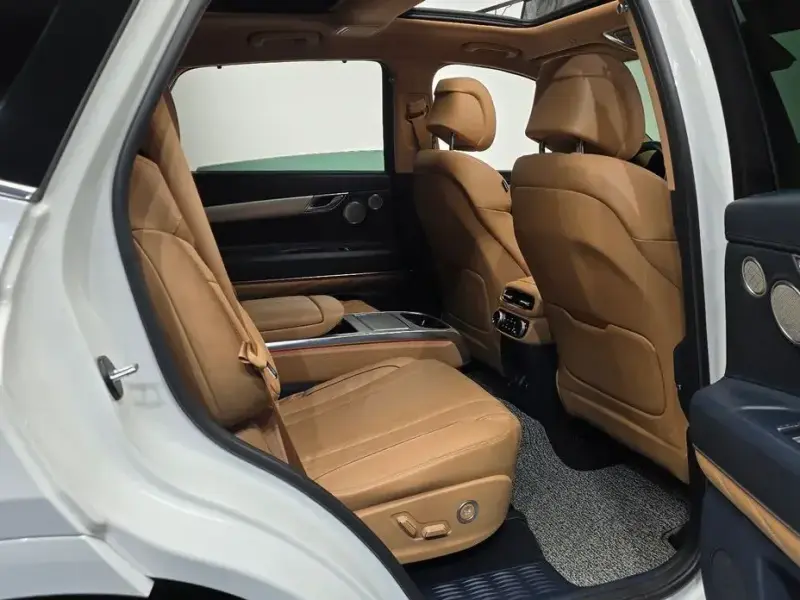 2023 Genesis GV80 с пробегом 45 310 км