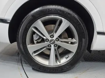 2023 Genesis GV80 с пробегом 46 057 км