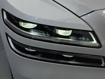 2023 Genesis GV80 с пробегом 46 057 км