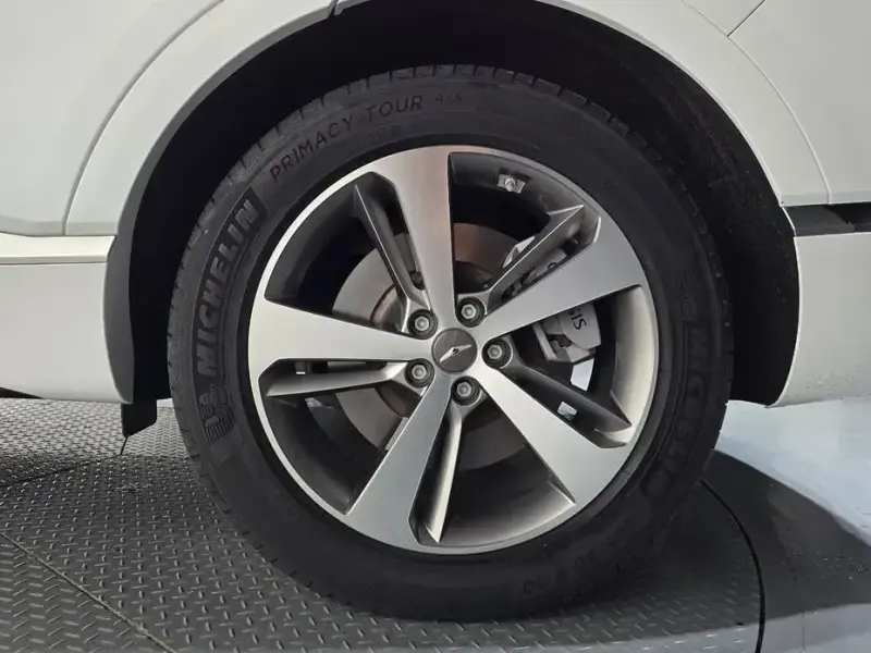 2023 Genesis GV80 с пробегом 45 310 км
