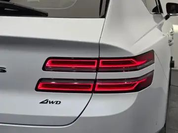 2023 Genesis GV80 с пробегом 45 310 км