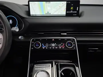 2023 Genesis GV80 с пробегом 46 057 км