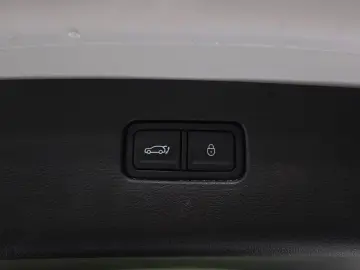 2023 Genesis GV80 с пробегом 46 057 км