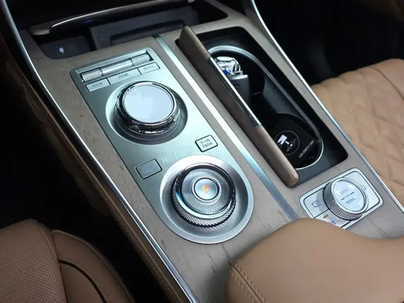 2023 Genesis GV80 с пробегом 50 322 км