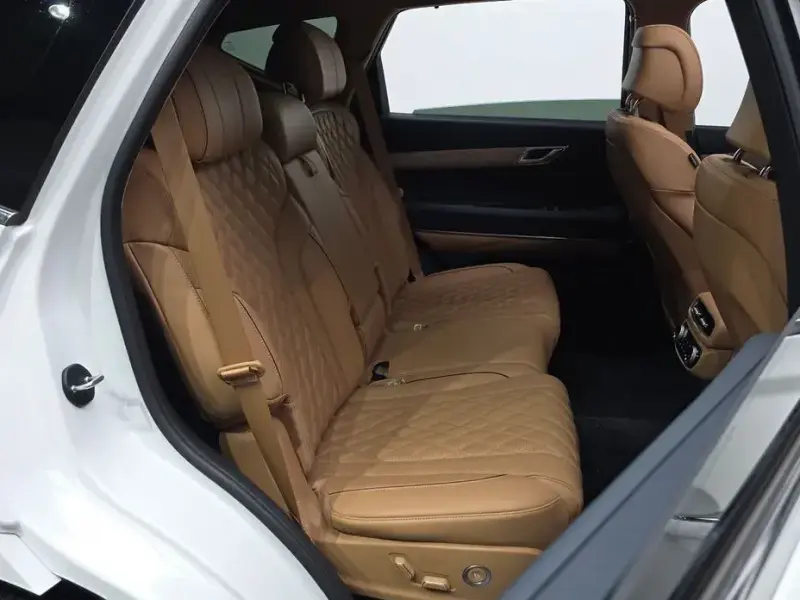 2023 Genesis GV80 с пробегом 50 322 км