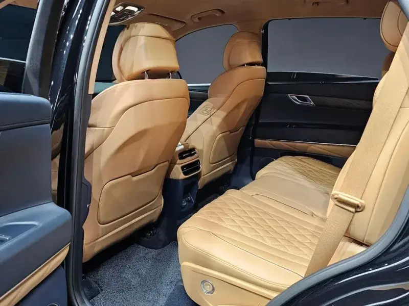 2023 Genesis GV80 с пробегом 48 044 км