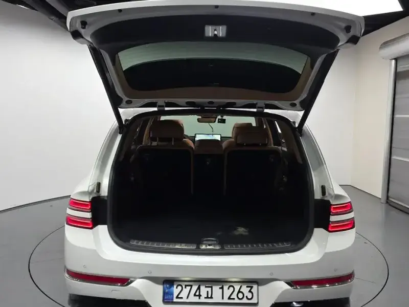 2023 Genesis GV80 с пробегом 50 322 км