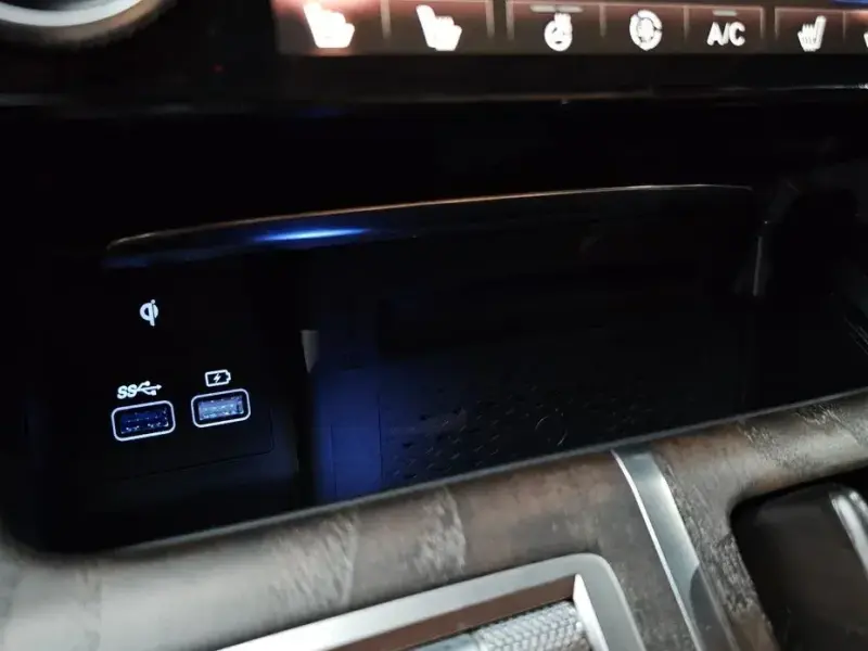 2023 Genesis GV80 с пробегом 48 044 км
