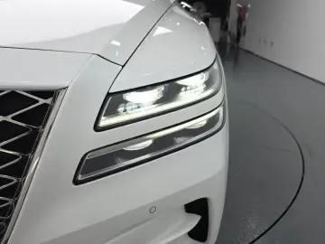 2023 Genesis GV80 с пробегом 50 322 км