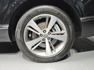2023 Genesis GV80 с пробегом 48 044 км