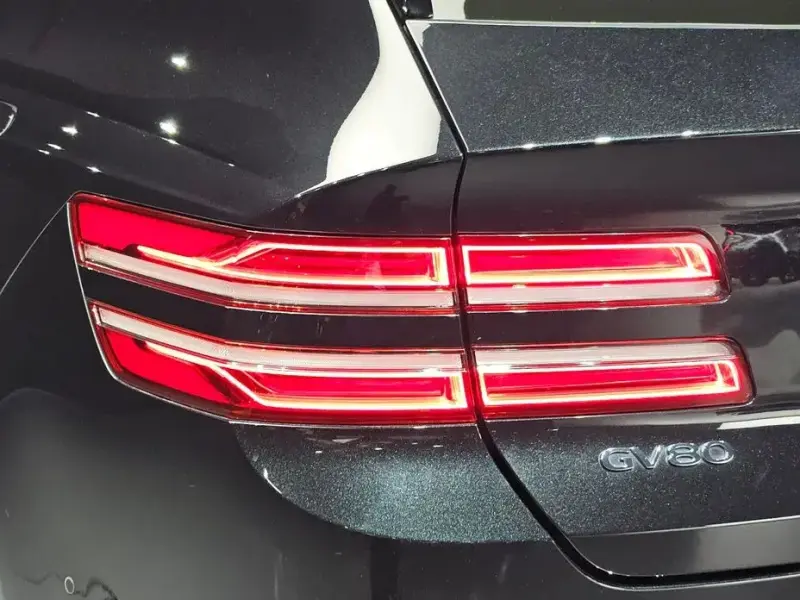 2023 Genesis GV80 с пробегом 48 044 км