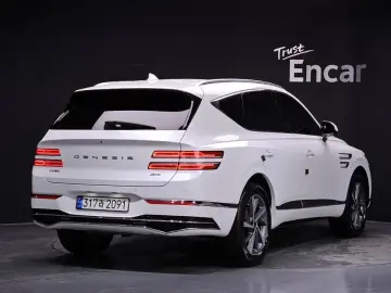 2023 Genesis GV80 с пробегом 29 786 км