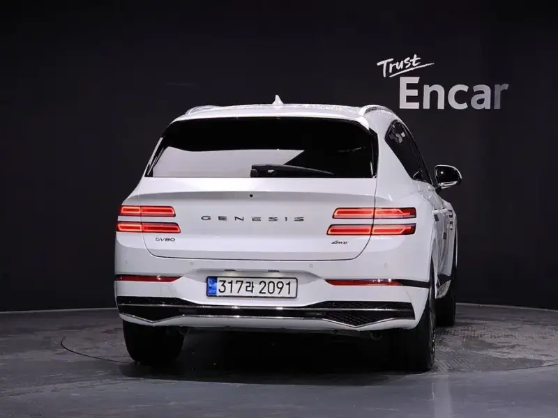 2023 Genesis GV80 с пробегом 29 786 км
