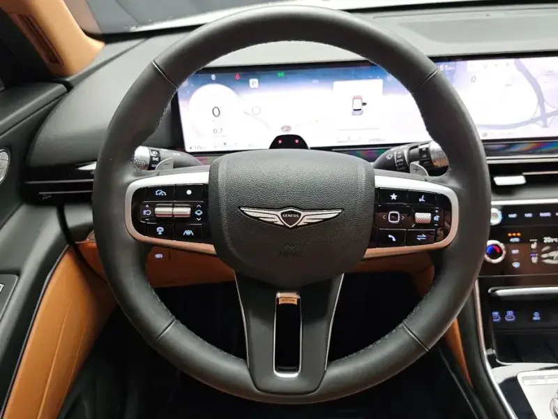 2023 Genesis GV80 с пробегом 29 786 км